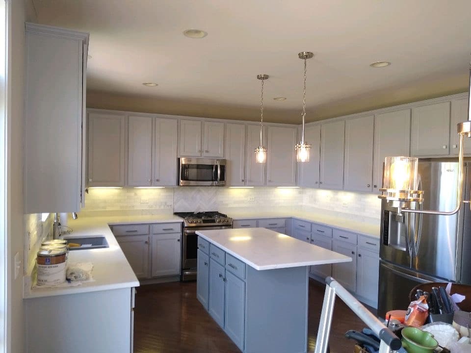 kitchen remodel - painting kitchen cabinets